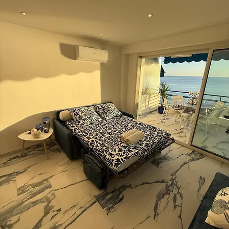 アパート Luxury & Sea View, T2 Waterfront, Wifi, Air Conditioning アンティーブ